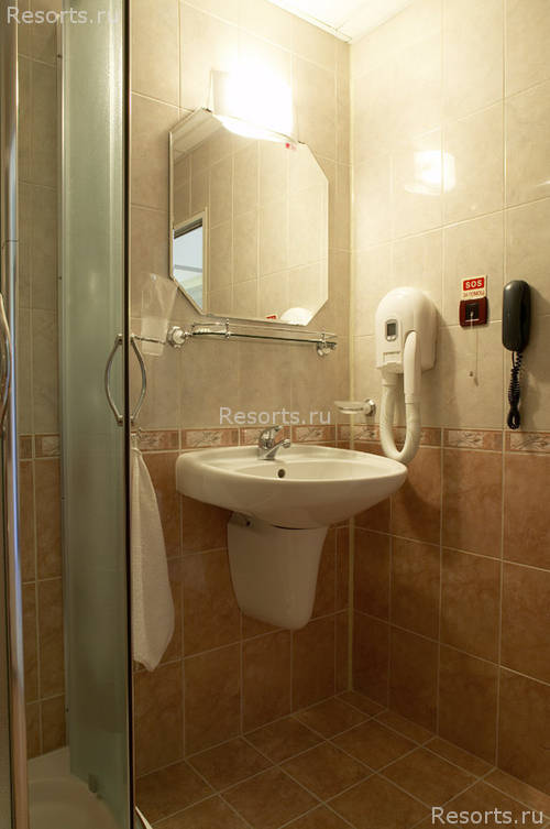 Makrelov Hotel 12